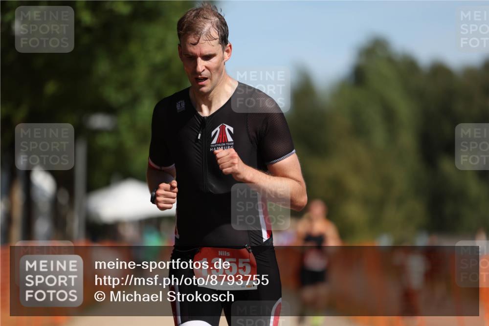 07.09.2025 - 19. Norderstedt Triathlon Michael Strokosch http://msf.ph/oto/8793755 07.09.2025 11:49:08 Laufen 196, 1278, 1355, 1394 meine-sportfotos.de