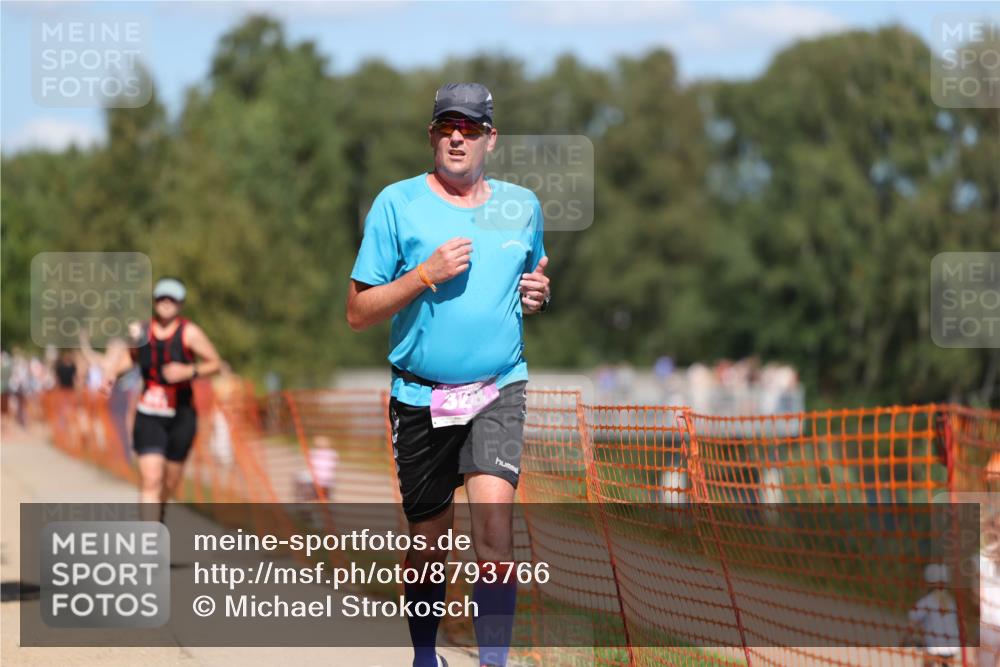 07.09.2025 - 19. Norderstedt Triathlon Michael Strokosch http://msf.ph/oto/8793766 07.09.2025 13:44:53 Laufen 315, 328, 341, 841 meine-sportfotos.de