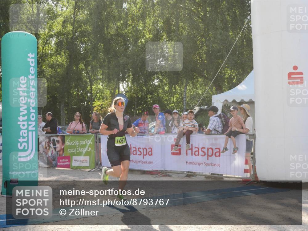 07.09.2025 - 19. Norderstedt Triathlon Zöllner http://msf.ph/oto/8793767 07.09.2025 16:39:39 Ziel 1060, 1067, 1073, 1105, 1550, 1564 meine-sportfotos.de