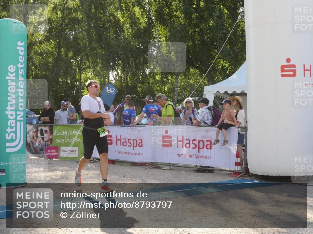 07.09.2025 - 19. Norderstedt Triathlon Zöllner http://msf.ph/oto/8793797 07.09.2025 16:40:12 Ziel 1582 meine-sportfotos.de