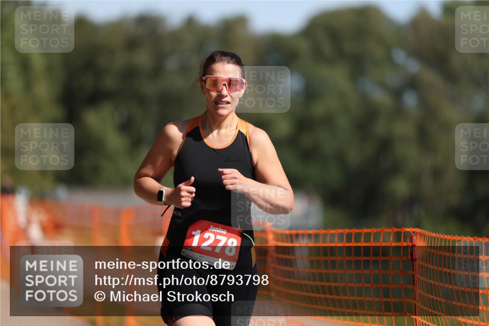 07.09.2025 - 19. Norderstedt Triathlon Michael Strokosch http://msf.ph/oto/8793798 07.09.2025 11:49:15 Laufen 1278 meine-sportfotos.de