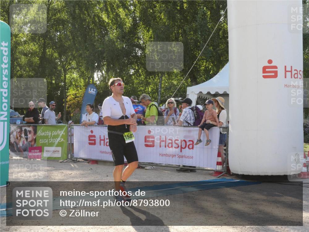 07.09.2025 - 19. Norderstedt Triathlon Zöllner http://msf.ph/oto/8793800 07.09.2025 16:40:12 Ziel 1582 meine-sportfotos.de