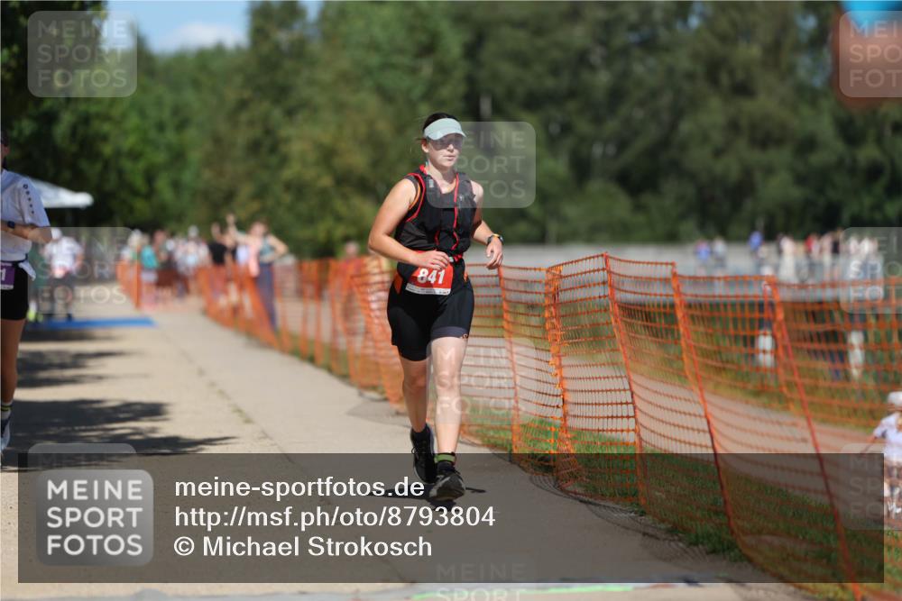 07.09.2025 - 19. Norderstedt Triathlon Michael Strokosch http://msf.ph/oto/8793804 07.09.2025 13:44:56 Laufen 315, 328, 341, 841 meine-sportfotos.de