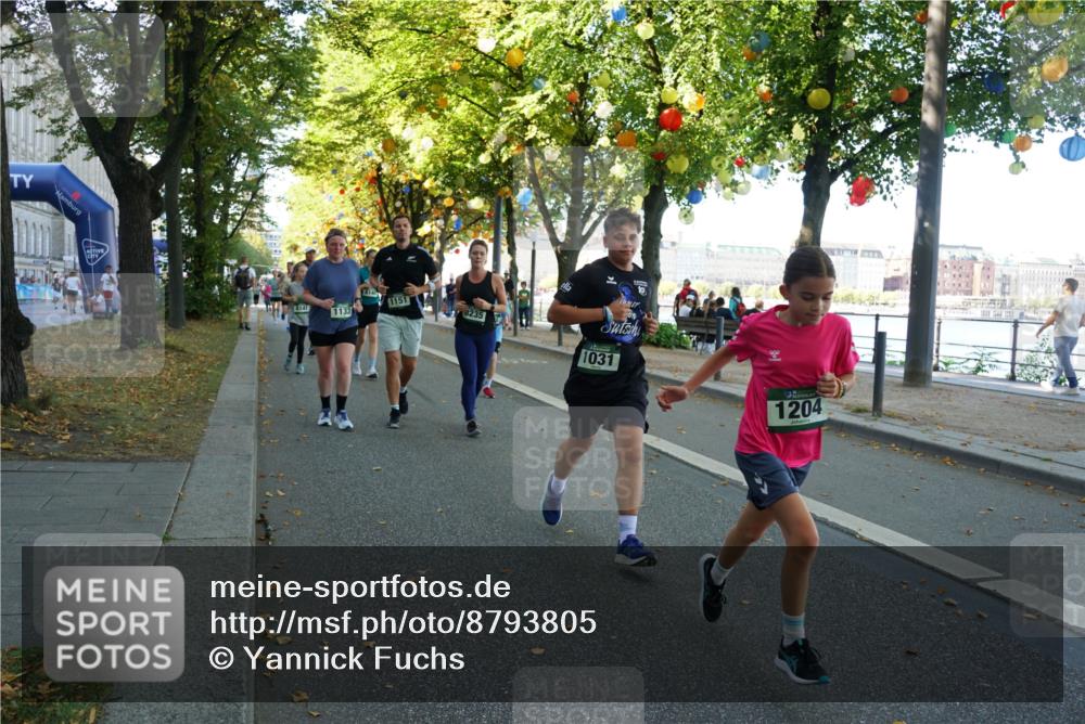 07.09.2025 - BARMER Alsterlauf Yannick Fuchs http://msf.ph/oto/8793805 07.09.2025 11:41:30 Laufen 1151, 8141, 1133, 8235, 1031, 1204 meine-sportfotos.de