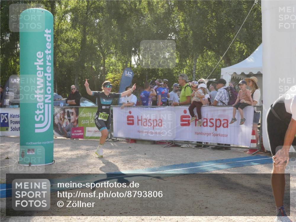 07.09.2025 - 19. Norderstedt Triathlon Zöllner http://msf.ph/oto/8793806 07.09.2025 16:40:17 Ziel 1485, 1582 meine-sportfotos.de