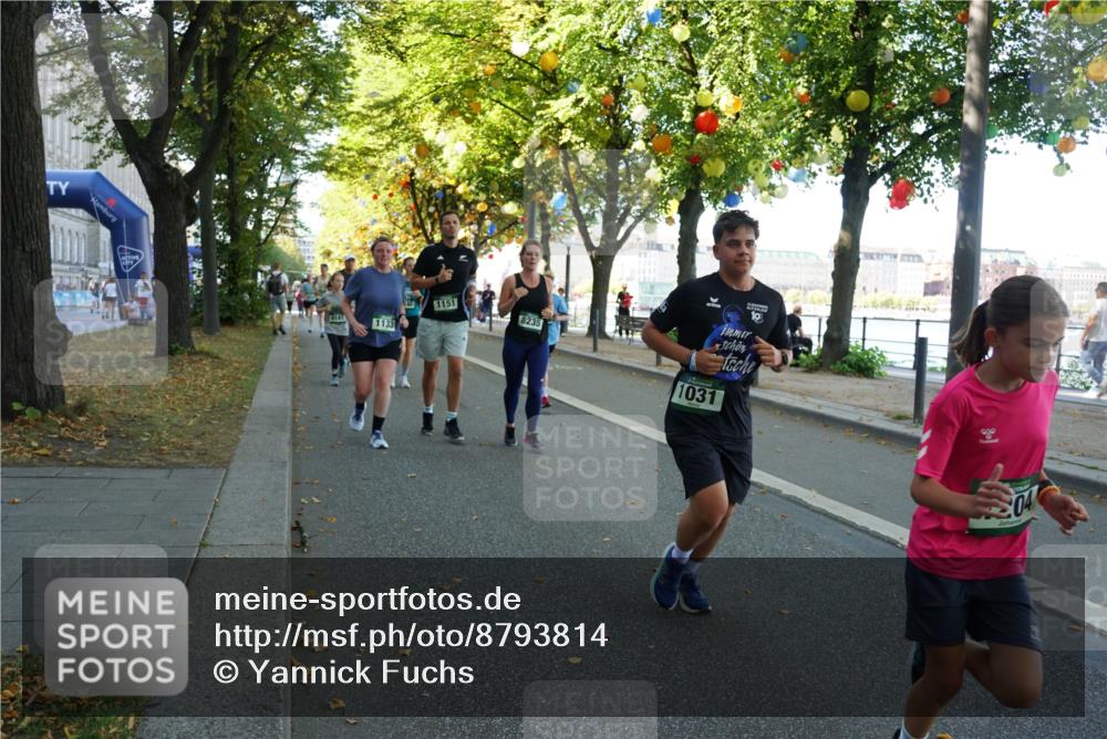 07.09.2025 - BARMER Alsterlauf Yannick Fuchs http://msf.ph/oto/8793814 07.09.2025 11:41:30 Laufen 141, 1133, 1151, 8235, 10, 1031 meine-sportfotos.de