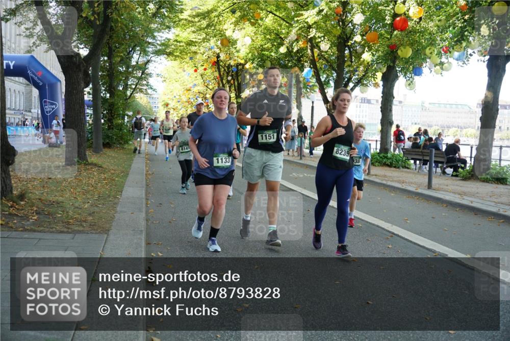 07.09.2025 - BARMER Alsterlauf Yannick Fuchs http://msf.ph/oto/8793828 07.09.2025 11:41:31 Laufen 8141, 1133, 1151, 8235, 38 meine-sportfotos.de