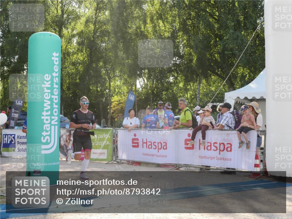 07.09.2025 - 19. Norderstedt Triathlon Zöllner http://msf.ph/oto/8793842 07.09.2025 16:40:50 Ziel 1403, 1447, 1573, 1614 meine-sportfotos.de