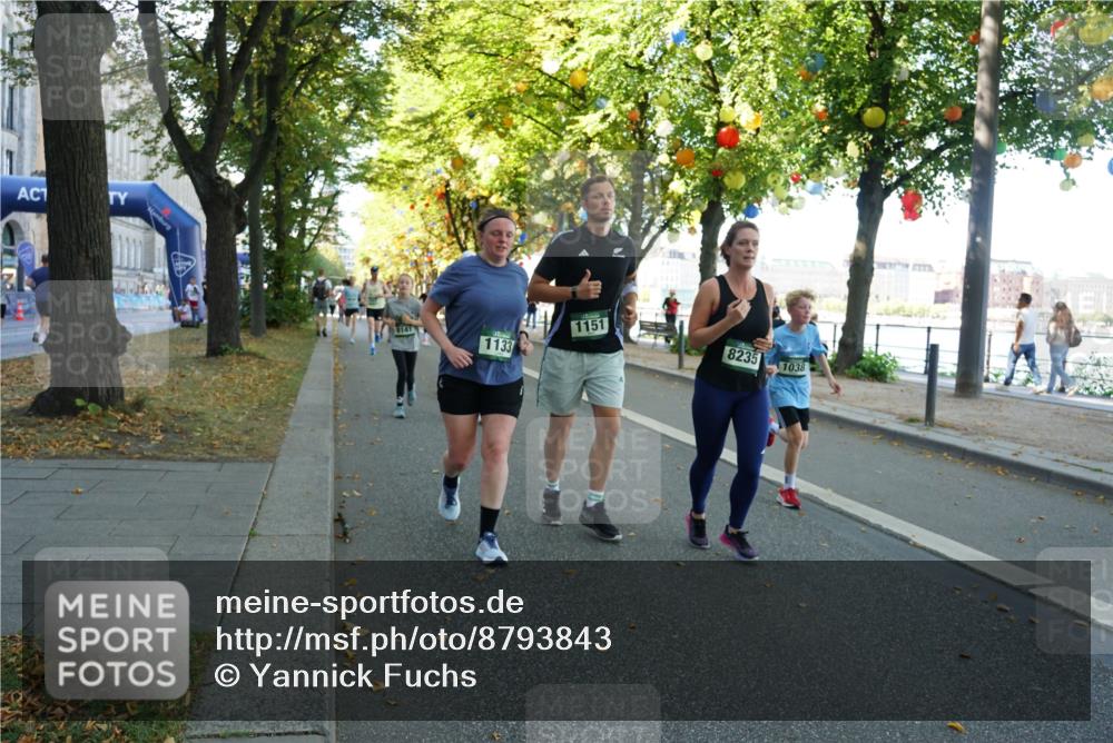 07.09.2025 - BARMER Alsterlauf Yannick Fuchs http://msf.ph/oto/8793843 07.09.2025 11:41:31 Laufen 1151, 8141, 1133, 8235, 1038 meine-sportfotos.de