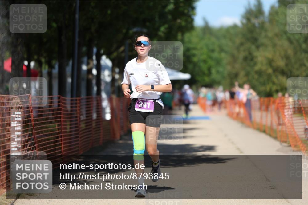 07.09.2025 - 19. Norderstedt Triathlon Michael Strokosch http://msf.ph/oto/8793845 07.09.2025 13:44:58 Laufen 328, 341, 841 meine-sportfotos.de