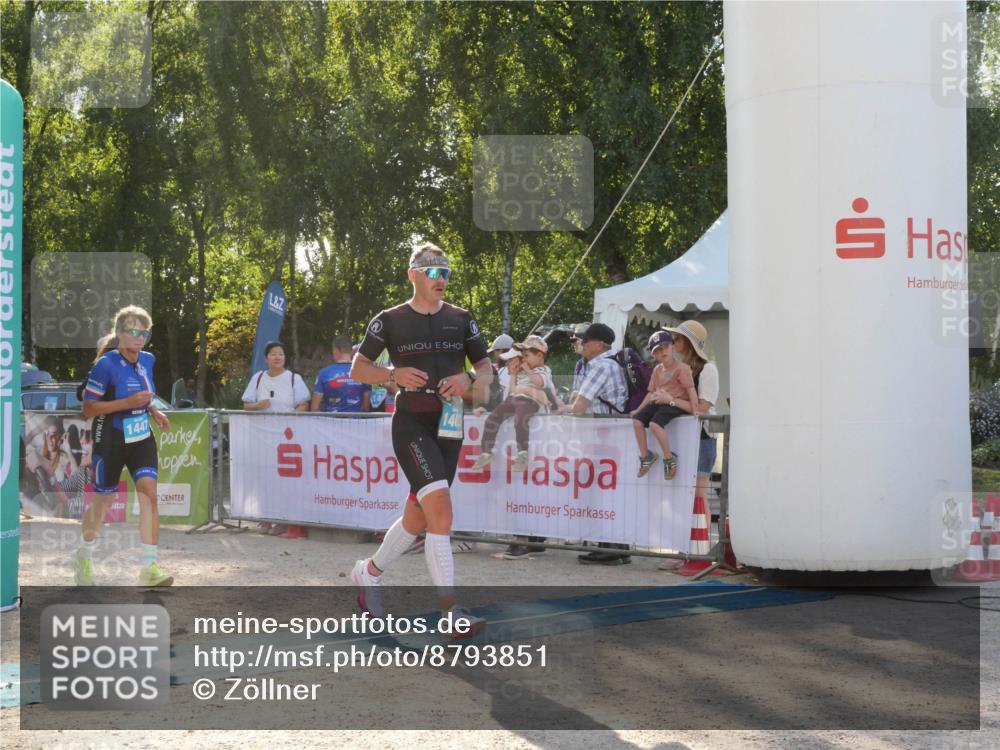 07.09.2025 - 19. Norderstedt Triathlon Zöllner http://msf.ph/oto/8793851 07.09.2025 16:40:51 Ziel 1403, 1447, 1573, 1614 meine-sportfotos.de