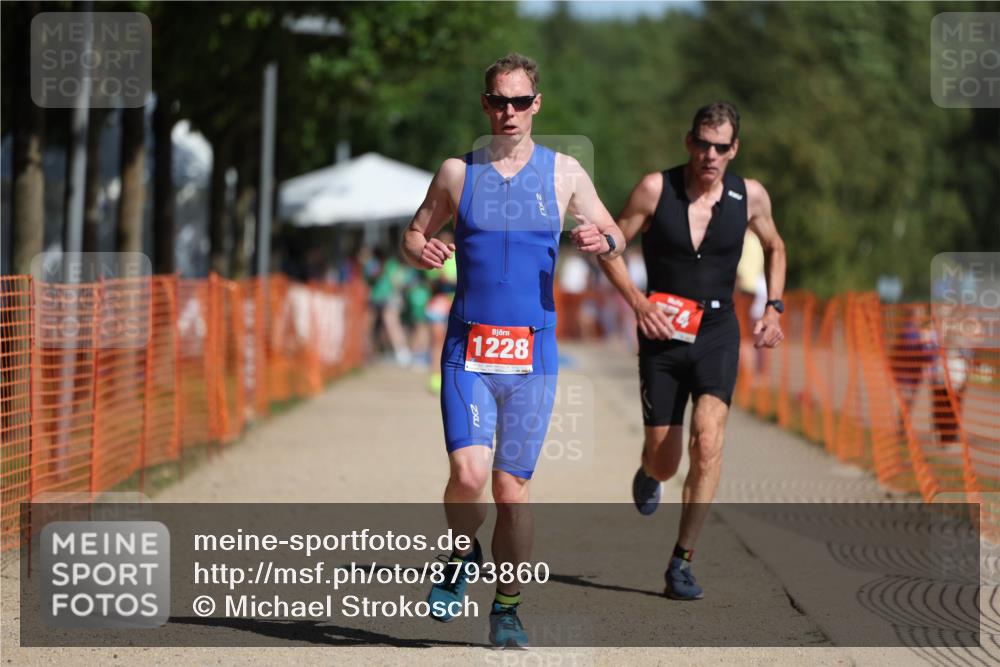 07.09.2025 - 19. Norderstedt Triathlon Michael Strokosch http://msf.ph/oto/8793860 07.09.2025 11:49:34 Laufen 774, 1228 meine-sportfotos.de