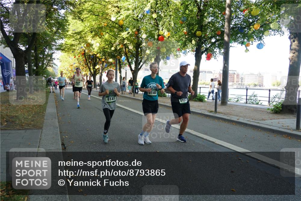 07.09.2025 - BARMER Alsterlauf Yannick Fuchs http://msf.ph/oto/8793865 07.09.2025 11:41:33 Laufen 8141, 8140, 8137 meine-sportfotos.de