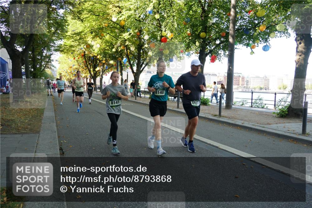 07.09.2025 - BARMER Alsterlauf Yannick Fuchs http://msf.ph/oto/8793868 07.09.2025 11:41:34 Laufen 011, 8141, 8140, 8137 meine-sportfotos.de