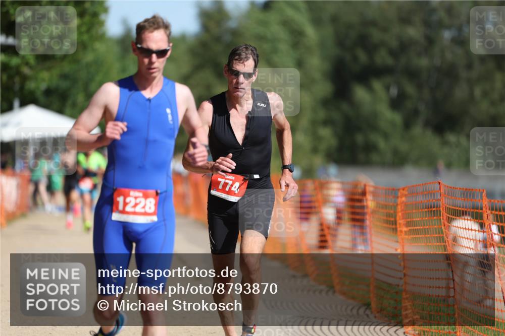 07.09.2025 - 19. Norderstedt Triathlon Michael Strokosch http://msf.ph/oto/8793870 07.09.2025 11:49:35 Laufen 774, 1228 meine-sportfotos.de