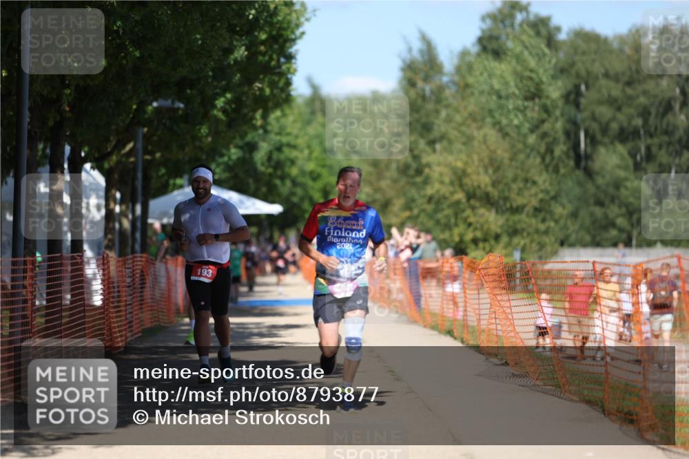 07.09.2025 - 19. Norderstedt Triathlon Michael Strokosch http://msf.ph/oto/8793877 07.09.2025 13:45:16 Laufen 193, 343 meine-sportfotos.de