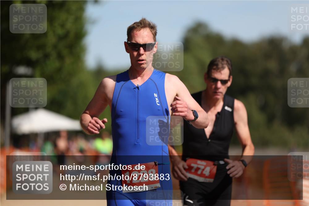 07.09.2025 - 19. Norderstedt Triathlon Michael Strokosch http://msf.ph/oto/8793883 07.09.2025 11:49:36 Laufen 774, 1228 meine-sportfotos.de