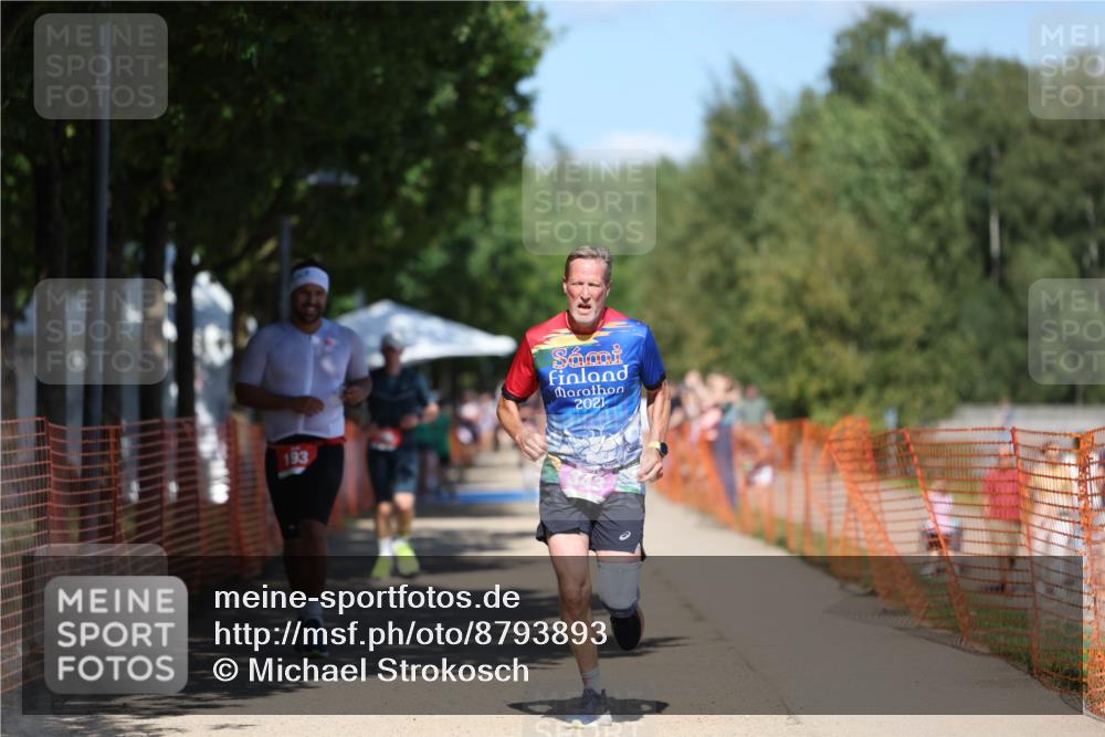 07.09.2025 - 19. Norderstedt Triathlon Michael Strokosch http://msf.ph/oto/8793893 07.09.2025 13:45:17 Laufen 193, 343 meine-sportfotos.de