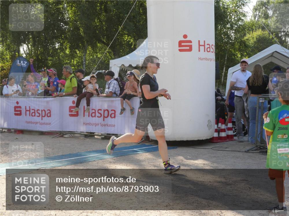 07.09.2025 - 19. Norderstedt Triathlon Zöllner http://msf.ph/oto/8793903 07.09.2025 16:41:16 Ziel 1059, 1090 meine-sportfotos.de