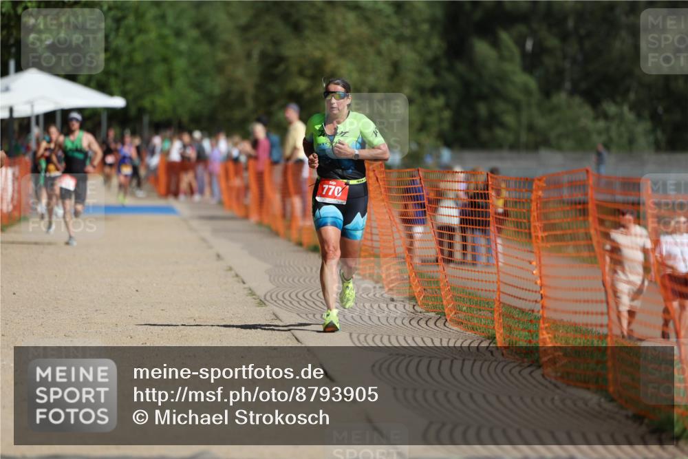 07.09.2025 - 19. Norderstedt Triathlon Michael Strokosch http://msf.ph/oto/8793905 07.09.2025 11:49:42 Laufen 770, 1184 meine-sportfotos.de
