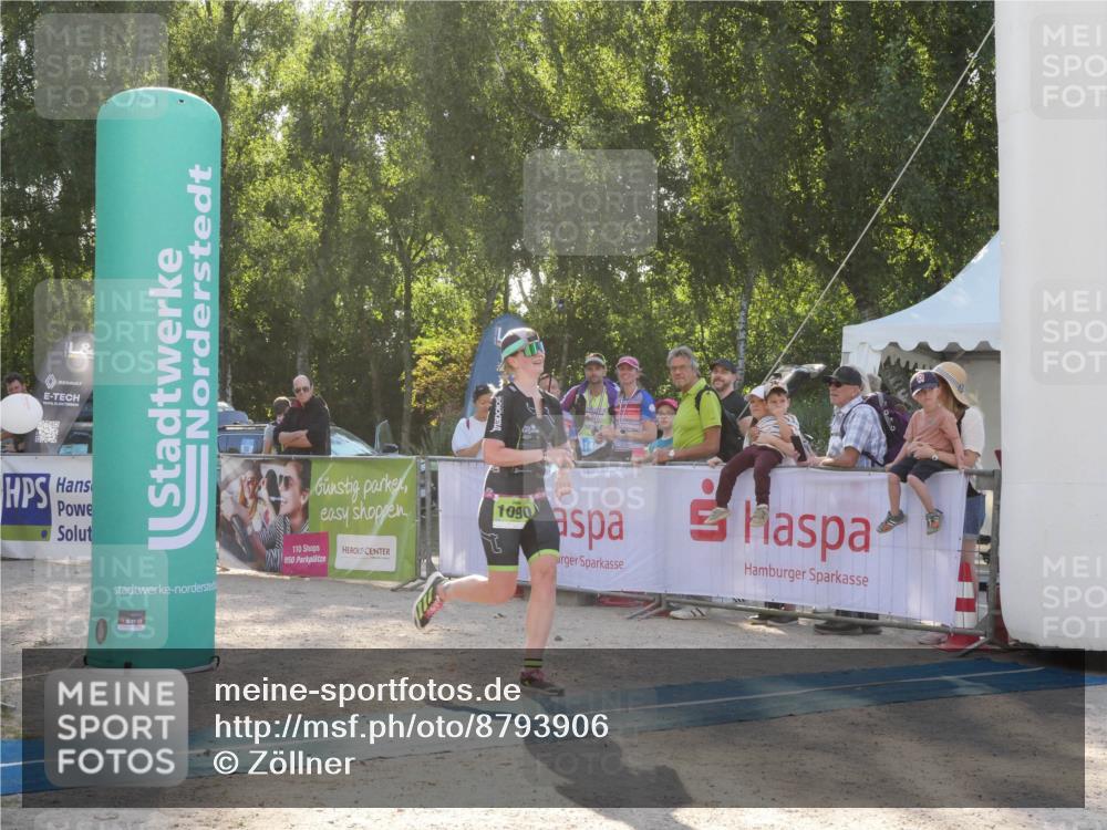 07.09.2025 - 19. Norderstedt Triathlon Zöllner http://msf.ph/oto/8793906 07.09.2025 16:41:18 Ziel 1059, 1090 meine-sportfotos.de