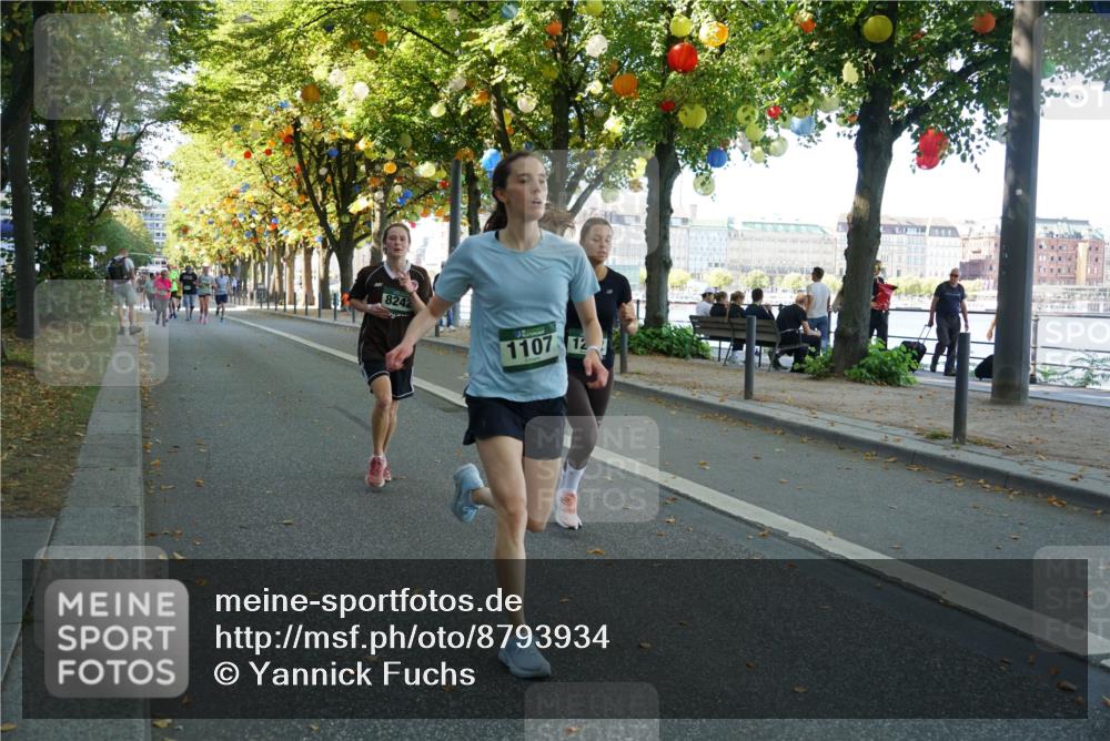 07.09.2025 - BARMER Alsterlauf Yannick Fuchs http://msf.ph/oto/8793934 07.09.2025 11:41:37 Laufen 8242, 1107, 12 meine-sportfotos.de