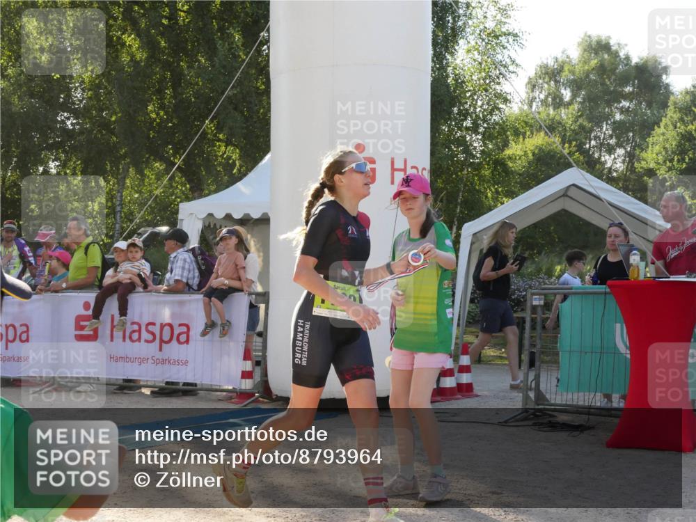 07.09.2025 - 19. Norderstedt Triathlon Zöllner http://msf.ph/oto/8793964 07.09.2025 16:42:14 Ziel 459, 1100, 1561 meine-sportfotos.de