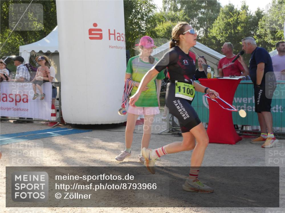 07.09.2025 - 19. Norderstedt Triathlon Zöllner http://msf.ph/oto/8793966 07.09.2025 16:42:14 Ziel 459, 1100, 1561 meine-sportfotos.de