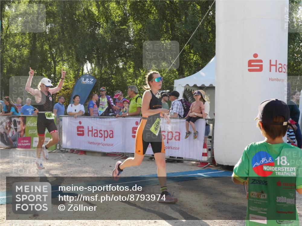 07.09.2025 - 19. Norderstedt Triathlon Zöllner http://msf.ph/oto/8793974 07.09.2025 16:42:18 Ziel 459, 1100, 1561 meine-sportfotos.de