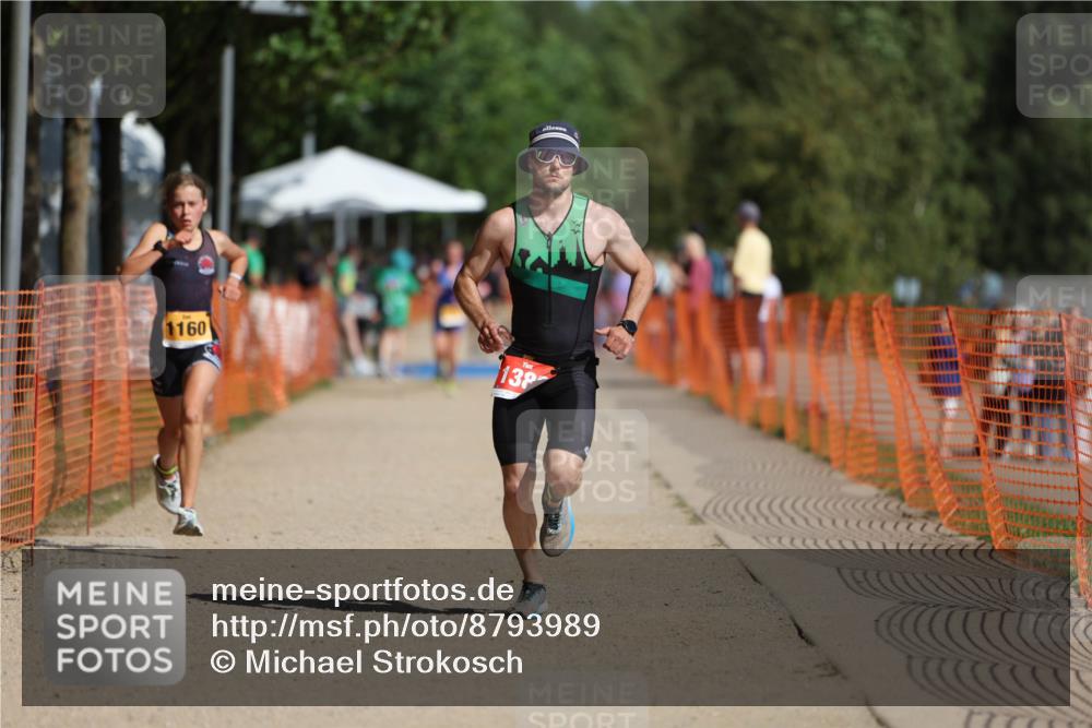 07.09.2025 - 19. Norderstedt Triathlon Michael Strokosch http://msf.ph/oto/8793989 07.09.2025 11:49:49 Laufen 770, 1160, 1184, 1383 meine-sportfotos.de