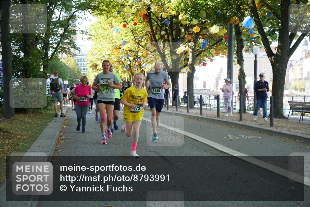 07.09.2025 - BARMER Alsterlauf Yannick Fuchs http://msf.ph/oto/8793991 07.09.2025 11:41:45 Laufen 018, 1206, 72, 1255 meine-sportfotos.de