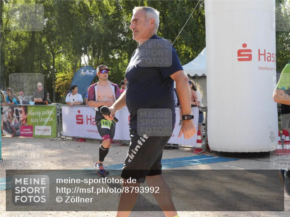 07.09.2025 - 19. Norderstedt Triathlon Zöllner http://msf.ph/oto/8793992 07.09.2025 16:42:31 Ziel 532, 1612 meine-sportfotos.de
