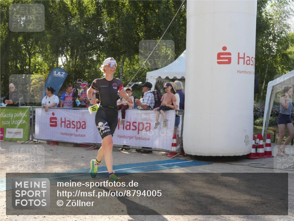 07.09.2025 - 19. Norderstedt Triathlon Zöllner http://msf.ph/oto/8794005 07.09.2025 16:42:50 Ziel 1050 meine-sportfotos.de