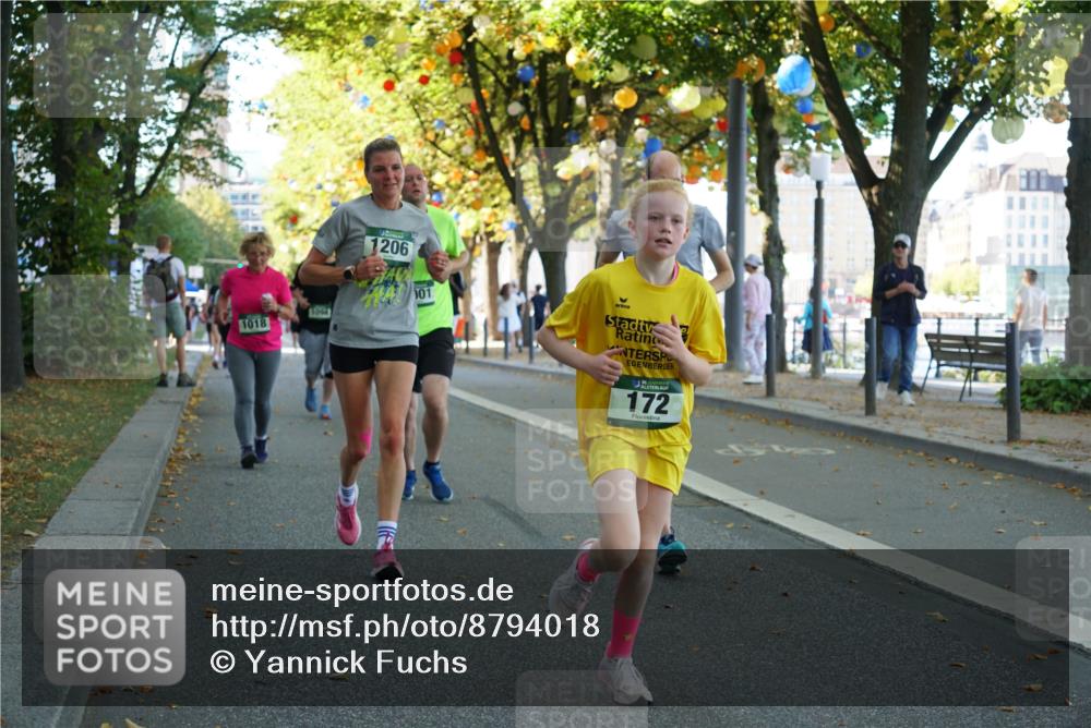 07.09.2025 - BARMER Alsterlauf Yannick Fuchs http://msf.ph/oto/8794018 07.09.2025 11:41:47 Laufen 1018, 1206, 101, 172 meine-sportfotos.de