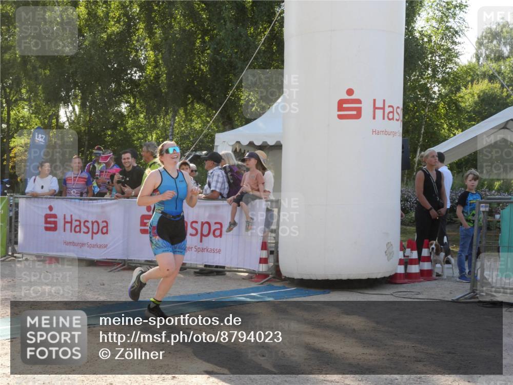 07.09.2025 - 19. Norderstedt Triathlon Zöllner http://msf.ph/oto/8794023 07.09.2025 16:43:05 Ziel 516, 1075 meine-sportfotos.de