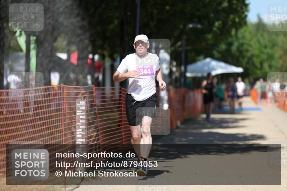 07.09.2025 - 19. Norderstedt Triathlon Michael Strokosch http://msf.ph/oto/8794053 07.09.2025 13:45:52 Laufen 344, 350 meine-sportfotos.de