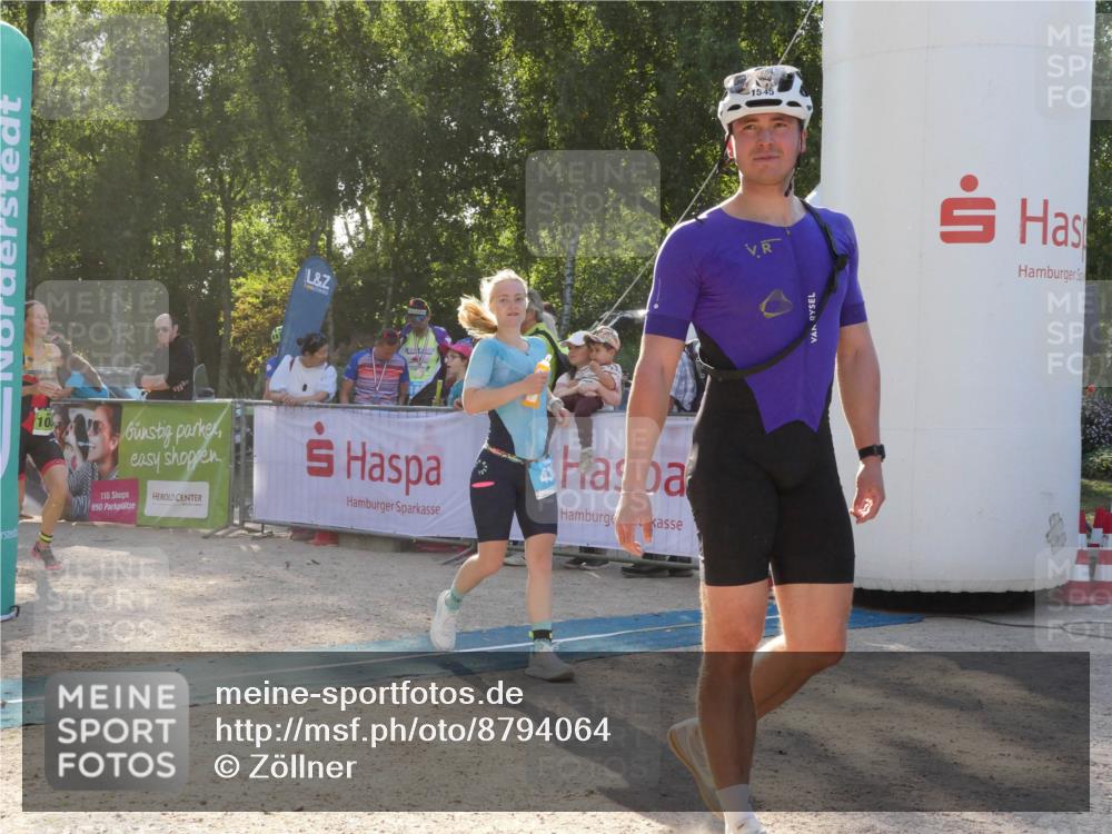 07.09.2025 - 19. Norderstedt Triathlon Zöllner http://msf.ph/oto/8794064 07.09.2025 16:43:28 Ziel 430, 1063, 1422, 1545, 1546, 1586, 1606 meine-sportfotos.de
