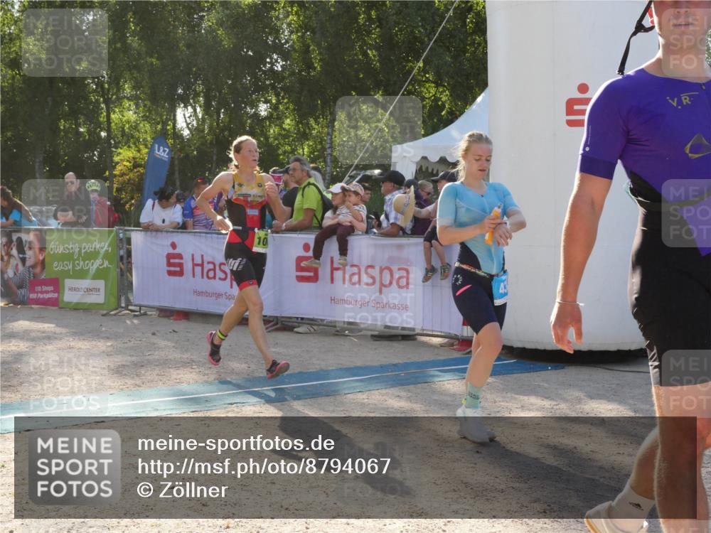 07.09.2025 - 19. Norderstedt Triathlon Zöllner http://msf.ph/oto/8794067 07.09.2025 16:43:29 Ziel 430, 1063, 1422, 1545, 1549, 1586, 1606 meine-sportfotos.de