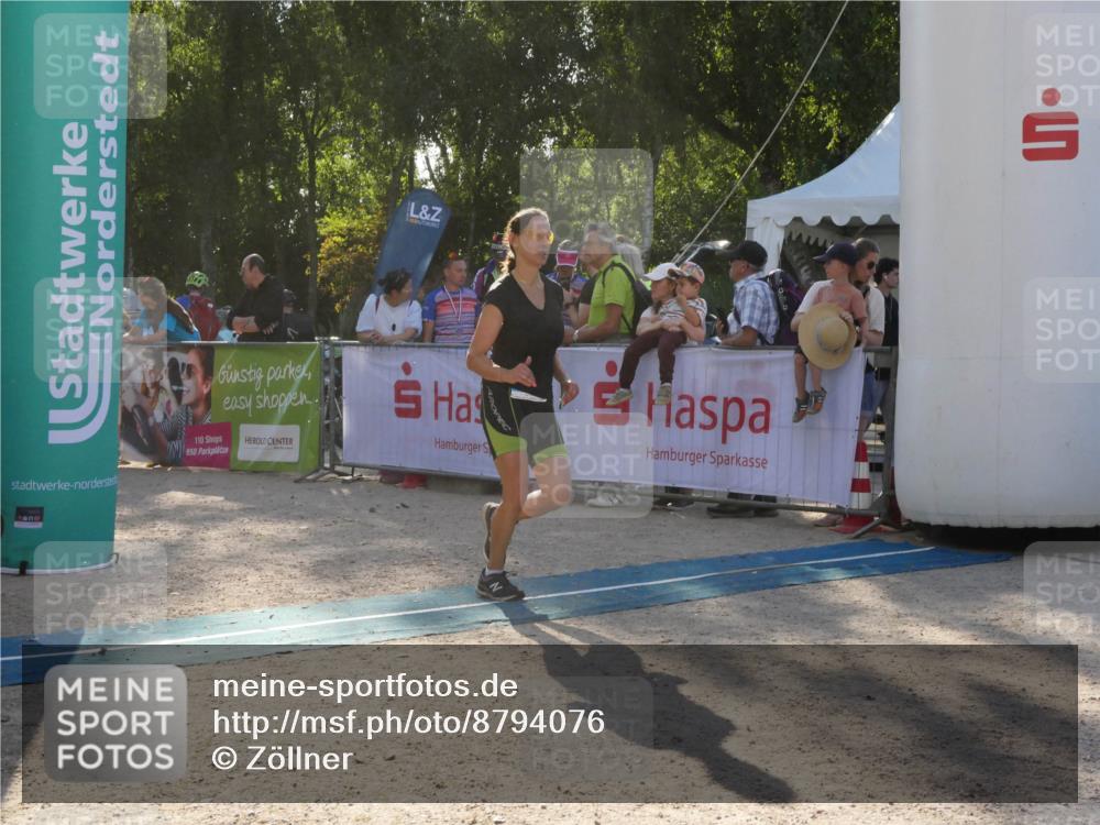 07.09.2025 - 19. Norderstedt Triathlon Zöllner http://msf.ph/oto/8794076 07.09.2025 16:43:31 Ziel 430, 1063, 1422, 1549, 1586, 1606 meine-sportfotos.de