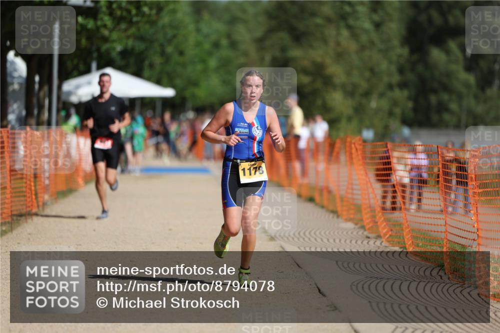 07.09.2025 - 19. Norderstedt Triathlon Michael Strokosch http://msf.ph/oto/8794078 07.09.2025 11:50:01 Laufen 1178, 1323 meine-sportfotos.de