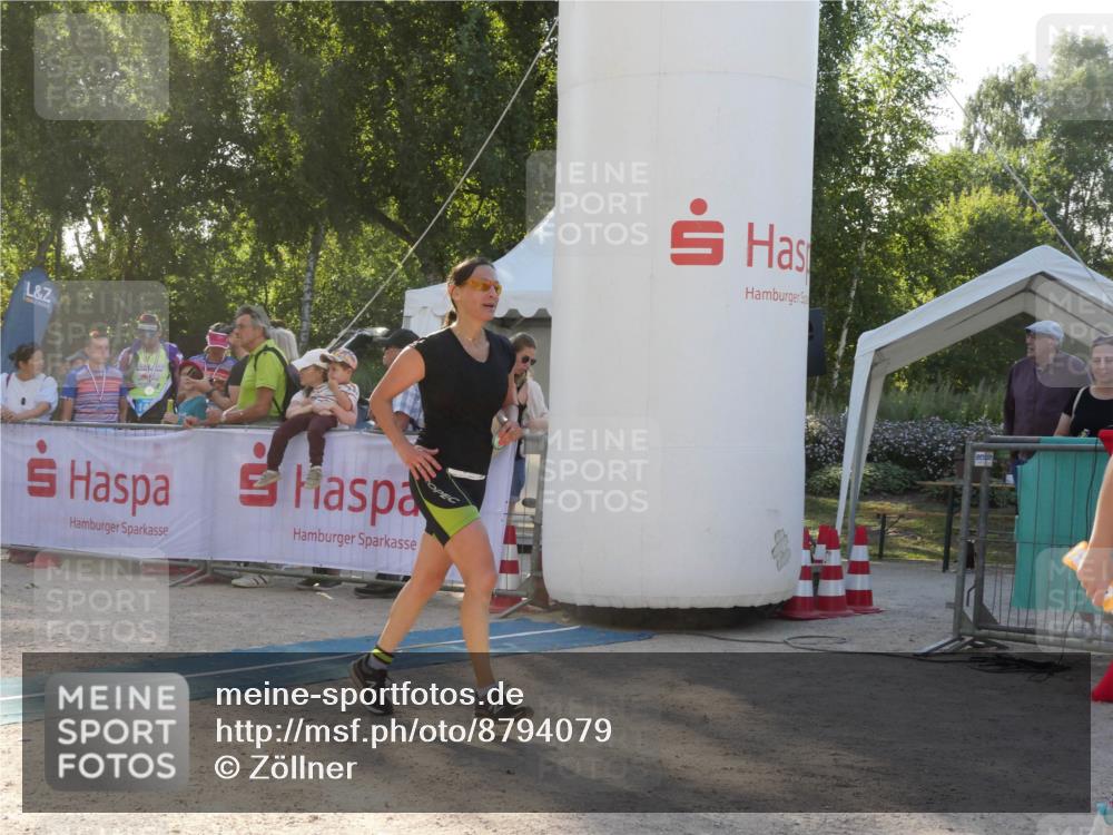 07.09.2025 - 19. Norderstedt Triathlon Zöllner http://msf.ph/oto/8794079 07.09.2025 16:43:31 Ziel 430, 1063, 1422, 1549, 1586, 1606 meine-sportfotos.de