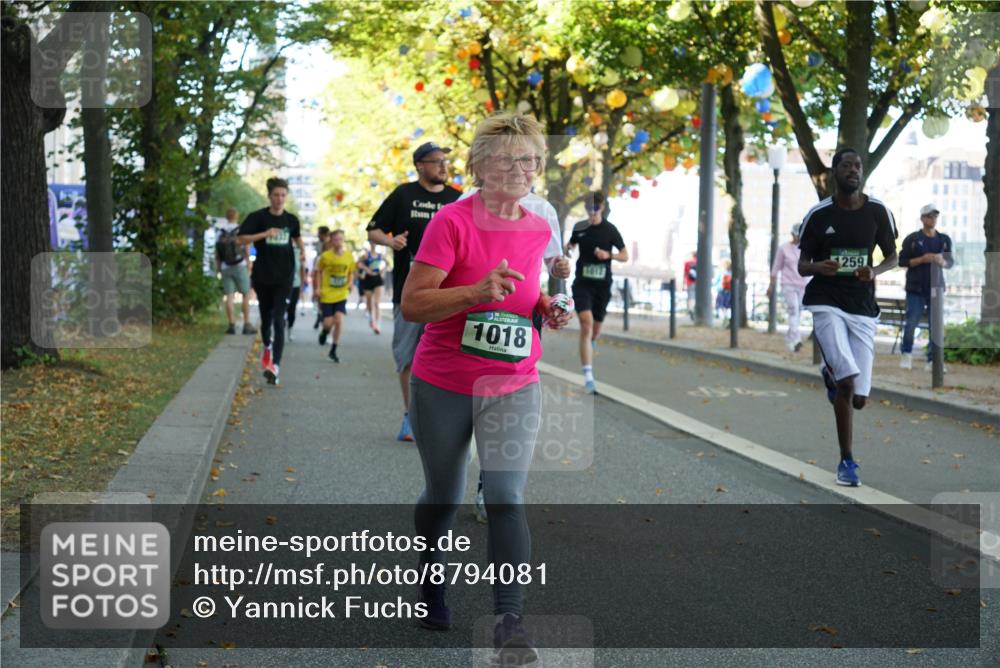 07.09.2025 - BARMER Alsterlauf Yannick Fuchs http://msf.ph/oto/8794081 07.09.2025 11:41:51 Laufen 36, 1018, 1015, 1259 meine-sportfotos.de