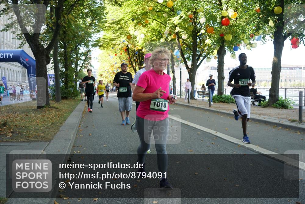 07.09.2025 - BARMER Alsterlauf Yannick Fuchs http://msf.ph/oto/8794091 07.09.2025 11:41:52 Laufen 97, 1094, 1018, 1259 meine-sportfotos.de
