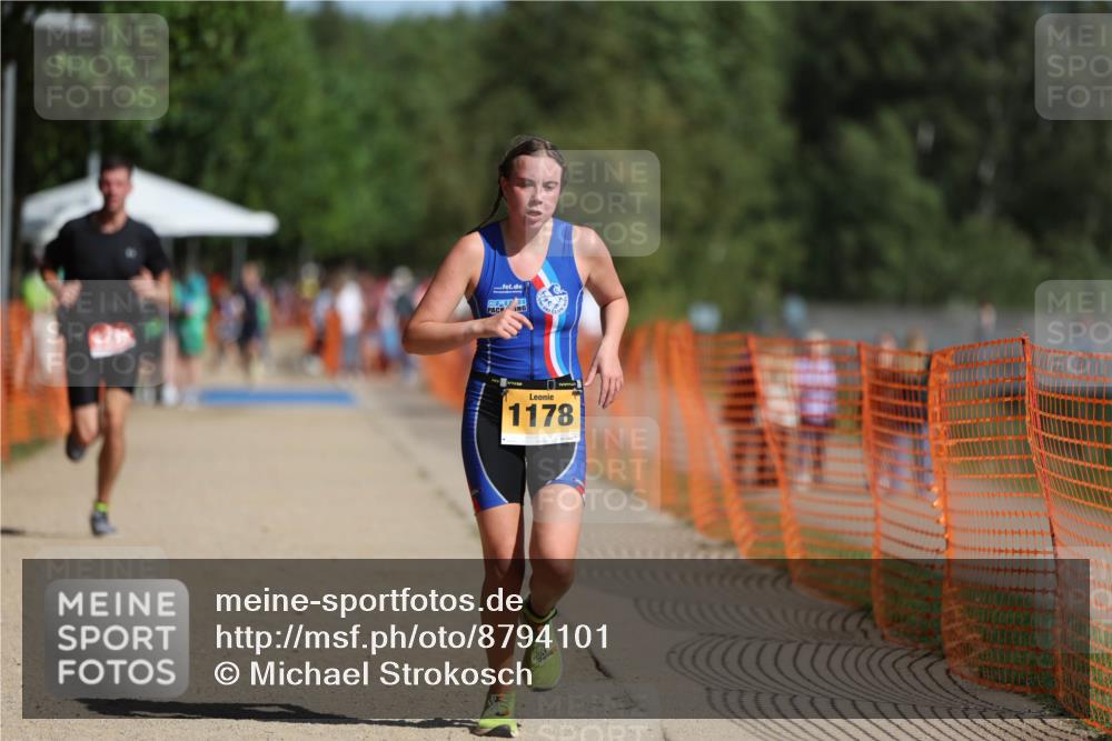07.09.2025 - 19. Norderstedt Triathlon Michael Strokosch http://msf.ph/oto/8794101 07.09.2025 11:50:02 Laufen 1178, 1323 meine-sportfotos.de