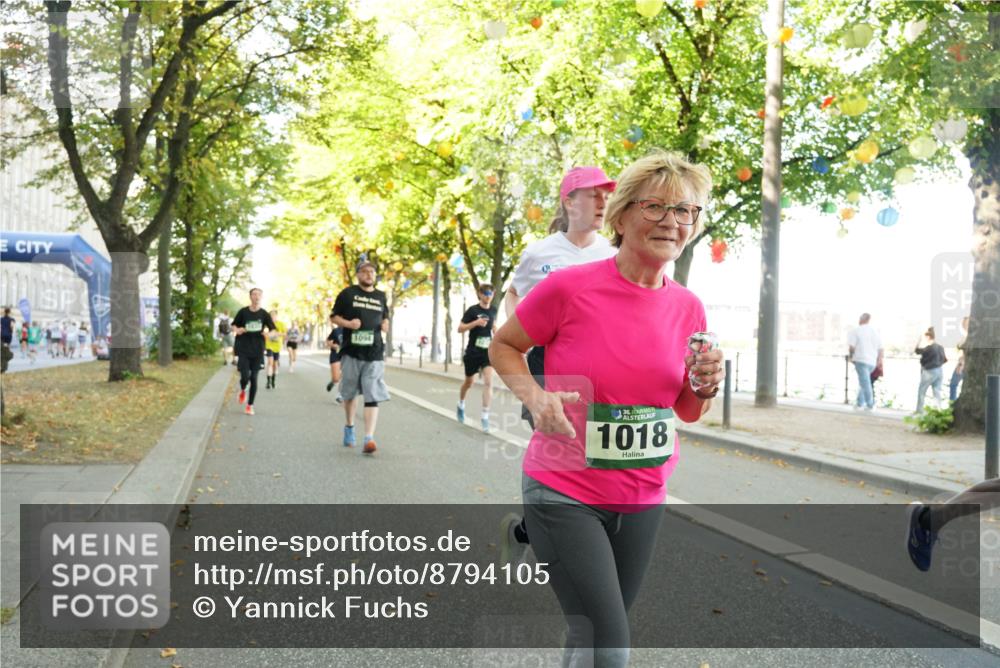07.09.2025 - BARMER Alsterlauf Yannick Fuchs http://msf.ph/oto/8794105 07.09.2025 11:41:53 Laufen 1094, 036, 1018 meine-sportfotos.de