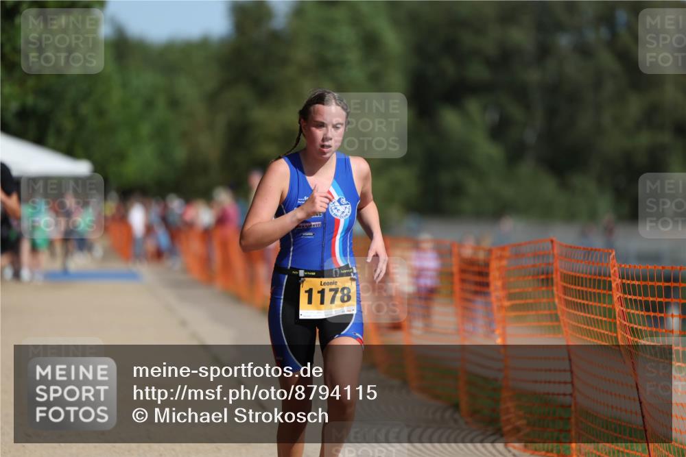 07.09.2025 - 19. Norderstedt Triathlon Michael Strokosch http://msf.ph/oto/8794115 07.09.2025 11:50:03 Laufen 1178, 1323 meine-sportfotos.de
