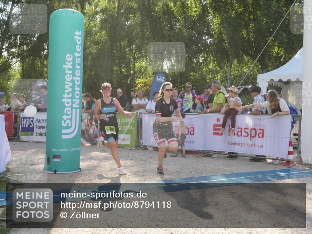 07.09.2025 - 19. Norderstedt Triathlon Zöllner http://msf.ph/oto/8794118 07.09.2025 16:43:46 Ziel 1097, 1486, 1555, 1577 meine-sportfotos.de