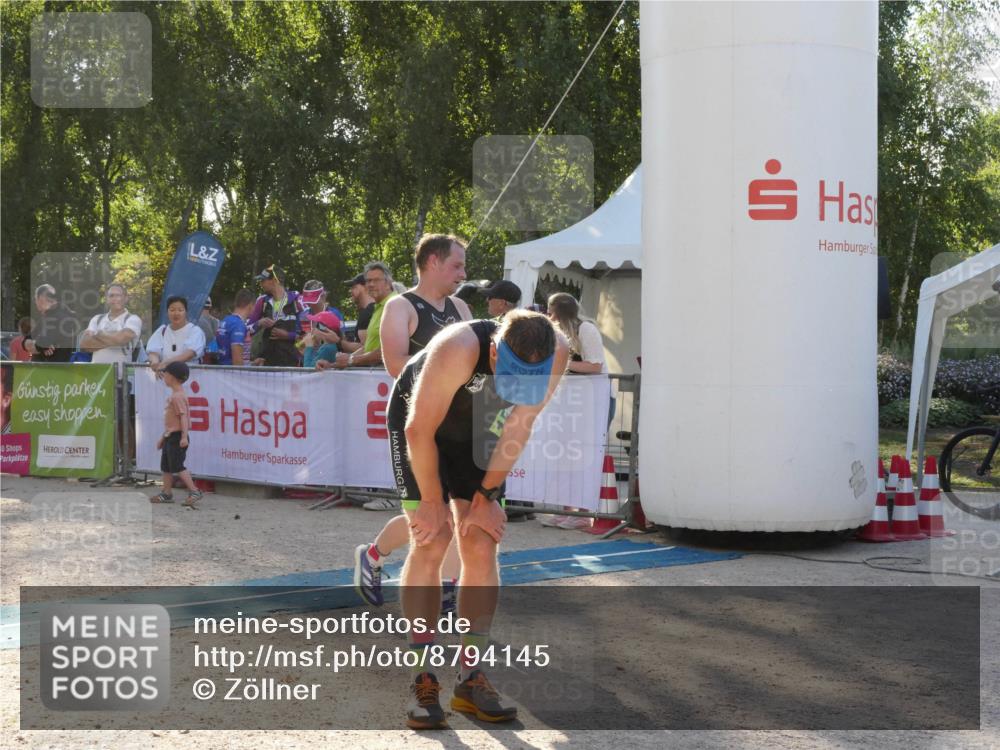 07.09.2025 - 19. Norderstedt Triathlon Zöllner http://msf.ph/oto/8794145 07.09.2025 16:43:58 Ziel 1602, 1631 meine-sportfotos.de