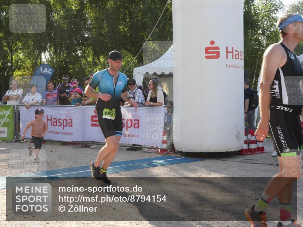 07.09.2025 - 19. Norderstedt Triathlon Zöllner http://msf.ph/oto/8794154 07.09.2025 16:44:03 Ziel 1602, 1631 meine-sportfotos.de