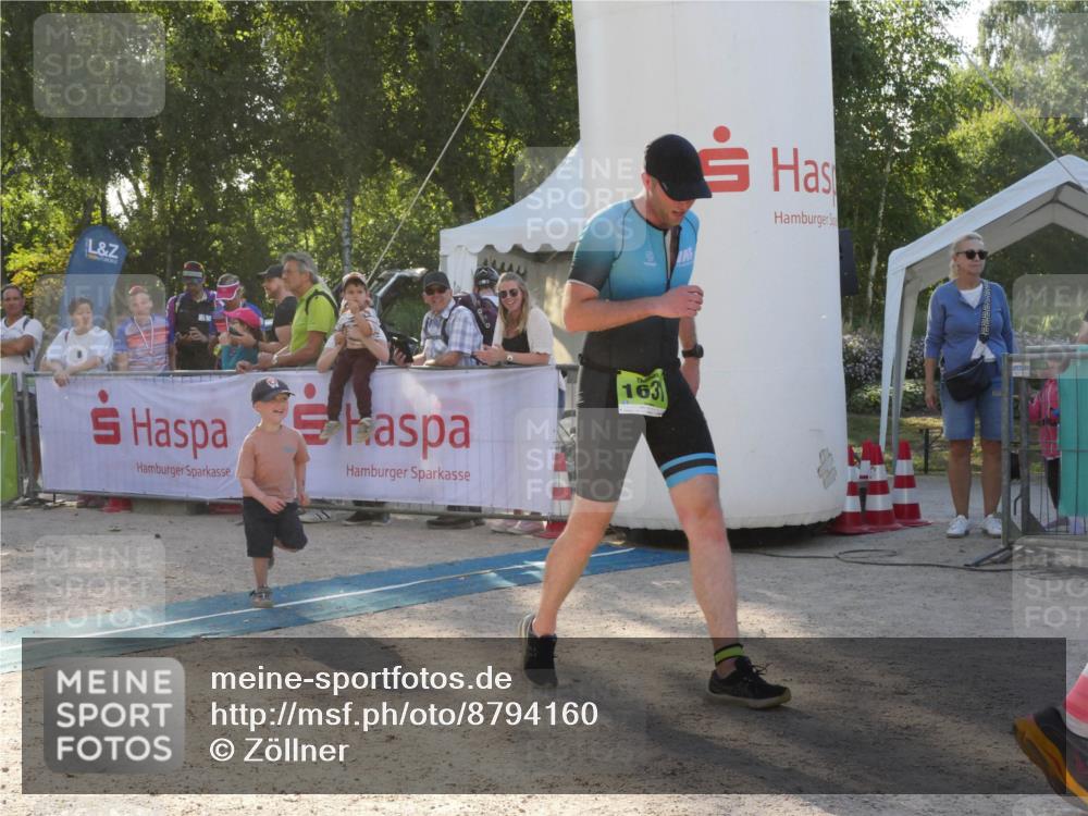 07.09.2025 - 19. Norderstedt Triathlon Zöllner http://msf.ph/oto/8794160 07.09.2025 16:44:04 Ziel 1602, 1631 meine-sportfotos.de